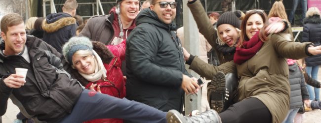 U podne ispraćena Stara 2017. godina