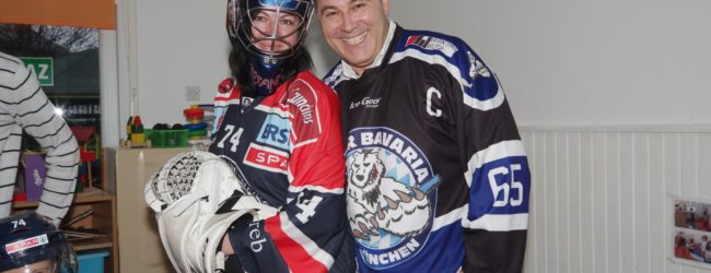 Hokejaši KHL Medvešćak posjetili Otočac i donirali Dječji vrtić Ciciban