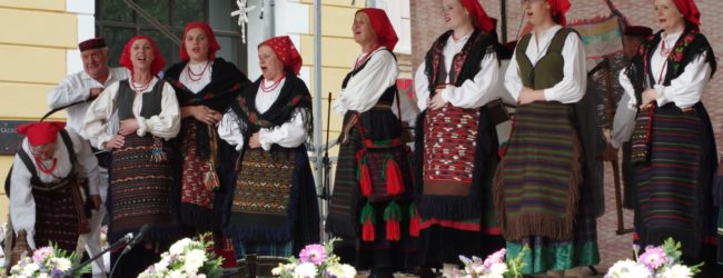 Gačani na 52. Međunarodnoj smotri folklora