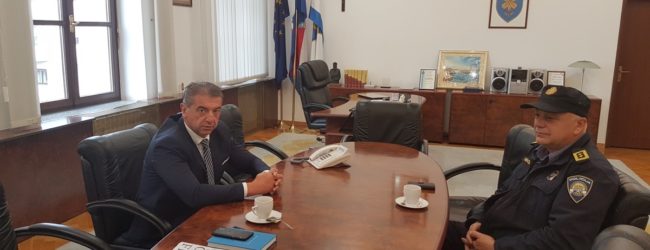 Sastanak župana Milinovića sa načelnikom PU Josipom Biljanom