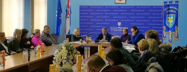 Župan Milinović održao sastanak sa ravnateljima osnovnih i srednjih škola