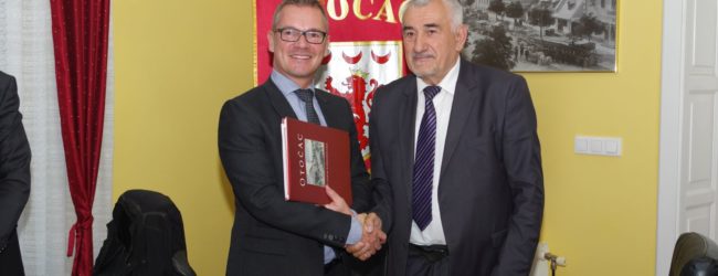 Veleposlanik Kraljevine Danske Christian Thorning kod gradonačelnika Kostelca