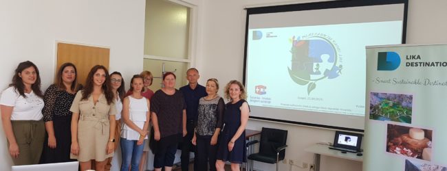 Potpisan sporazum o partnerstvu u provedbi projekta „Mladi za održivi razvoj Like“