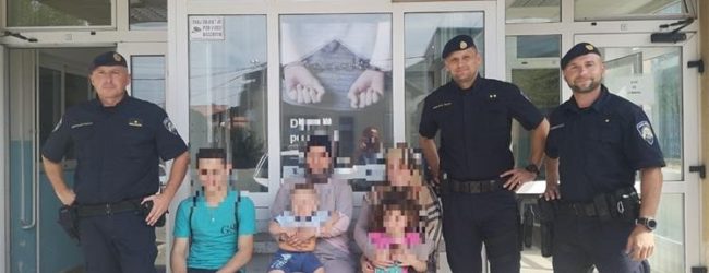 Policija spasila migrante na Plješivici