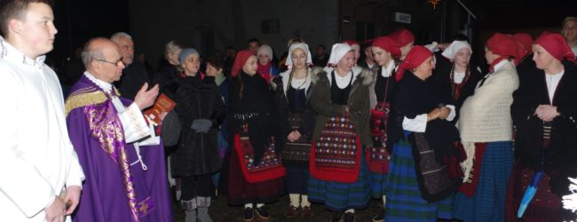 Paljenje treće adventske svijeće