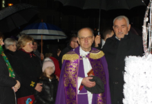 Zapaljena prva adventska svijeća