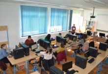 Otočki srednjoškolci sudjeluju u projektu “Čitanjem do zvijezda”