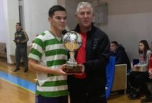 Odigrane finale U-14 i U-16 malonogometnog turnira Mario Cvitković-Maka, prvaci Senj i Gata