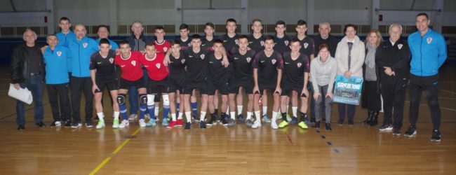 Gradonačelnik Kostelac posjetio juniorsku futsal reprezentaciju