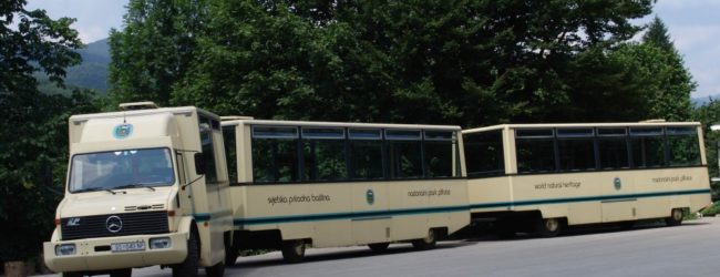 Do daljnjeg ne voze panoramski vlakovi na Plitvicama