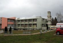 Dom zdravlja Otočac uputio javni poziv svim zainteresiranim građanima na cijepljenje protiv COVID- 19