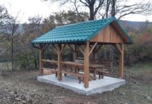 Dovršena sjenica kod Sv. Franje