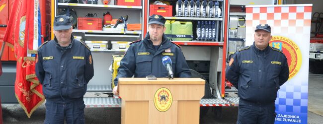 Održana konferencija za medije povodom nabave novog vatrogasnog vozila DVD-a Otočac
