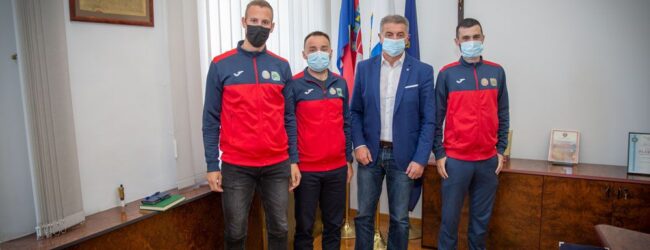 Župan Milinović ugostio predstavnike Atletskog kluba Plitvice