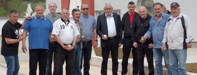 Gradonačelnik Kostelac otvorio novo boćalište