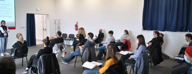 HGK i HGSS održali edukaciju za nositelje i organizatore turističkih sadržaja u prirodi