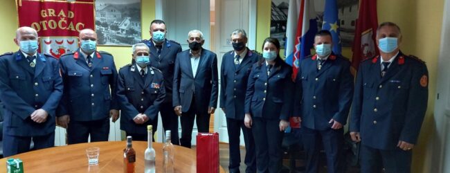 Gradonačelnik Kostelac povodom Sv. Florijana primio vatrogasce