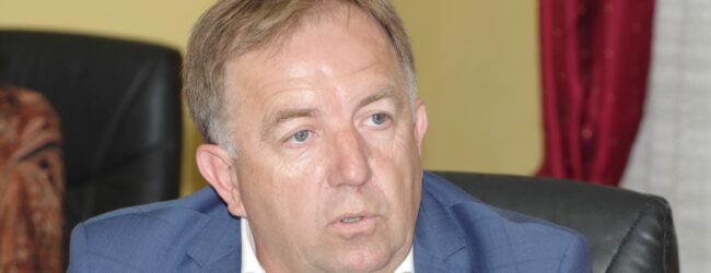 Branislav Šutić je četiri godine uništavao Otočac. I slijedeće četiri opet on odlučuje o svemu!