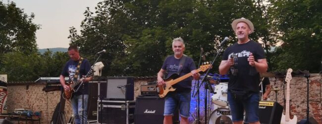 U Brinju održan deseti po redu koncert “80-e su bile godine”