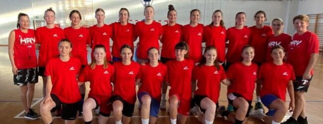 Hrvatska košarkaška reprezentacija U-14 trenira u Otočcu