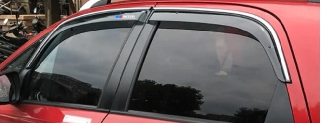 Dijete ostavili zaključano u automobilu