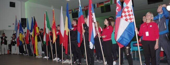 U Otočcu otvoren 32. svjetski kup u kuglanju