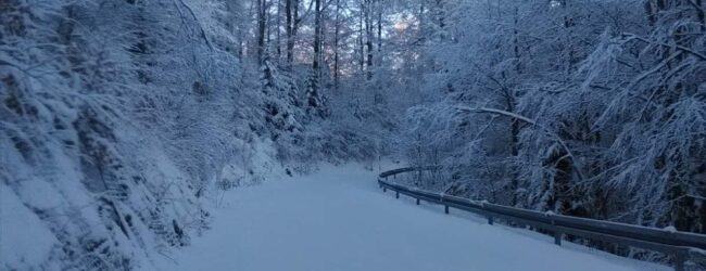 Zatvoren ulaz Babić Šiča, ceste nisu prohodne