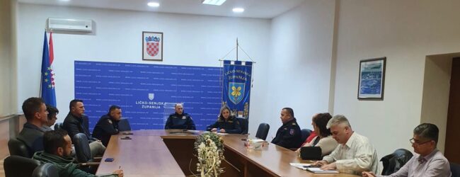 Stožer odlučio: Zabranjuje se paljenje vatre na otvorenom na području Ličko-senjske županije do daljnjega