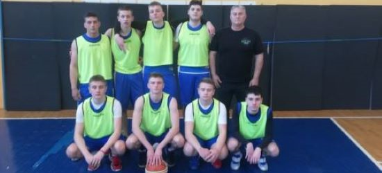 Košarkaška ekipa Srednje škole Otočac ide na državno prvenstvo