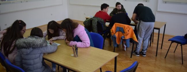 Uspješno održane arheološke radionice za osnovnoškolce