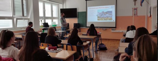 Djelatnici JUNP Plitvička Jezera održali edukativne radionice povodom Svjetskog dana voda