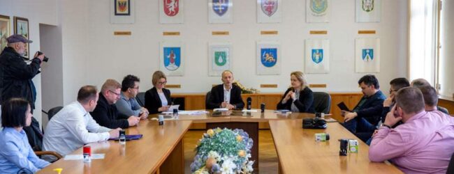 Potpisani sporazumi za razvoj širokopojasnog Interneta