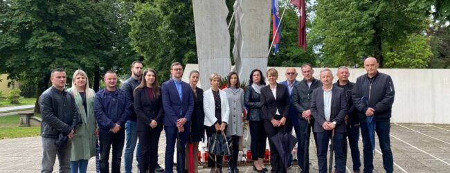 GO HDZ-a Otočac svim sugrađankama i sugrađanima čestita Dan državnosti