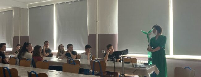 Otočkim sedmašima održano interaktivno predavanje o vjetroparku Lički Medvjed