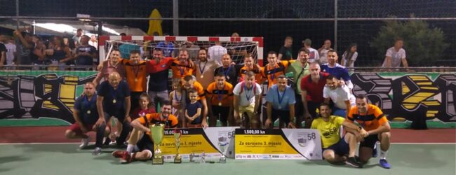 Malonogometna ekipa VIA Butković Transporti osvojila 58. seniorski malonogometni turnir Tenis Senj