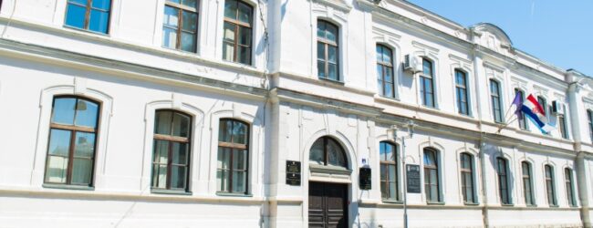 Bespovratnih 1.4 milijuna kuna za sufinanciranje energetske obnove zgrade Ličko-senjske županije