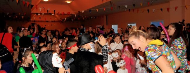 Dječji maskenbal okupio preko 200 mališana