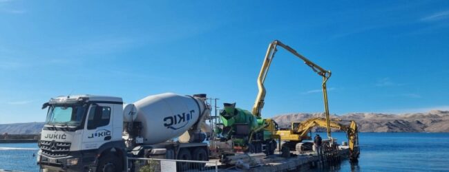 Dva milijuna eura za uređenje luka i plaža na području Senja, Novalje i Karlobaga