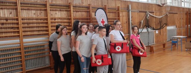 U Otočcu održano natjecanje mladih Hrvatskog Crvenog križa