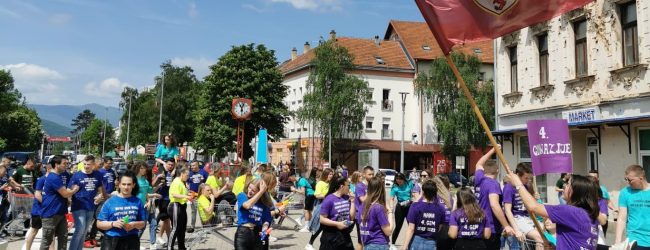 Otočki maturanati proslavili zadnji dan škole