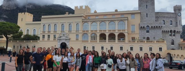 Otočki maturanti otputovali u španjolski Lloret de Mar