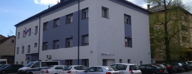 U Policijskoj postaji Otočac zbog kvara ne rade šalteri upravnih poslova