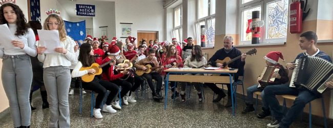 Mala škola – velika božićna priredba