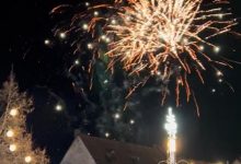 Unatoč hladnoći gospićani uživali u vatrometu, koncertu Letećeg odreda i otvorenju lunaparka!