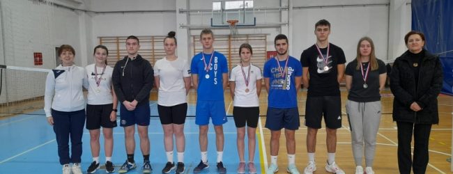 Održano školsko natjecanje u badmintonu