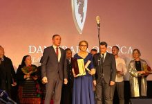 Snježana Jovanić, prof. Srednje škole Otočac dobitnica je medalje Grada Otočca