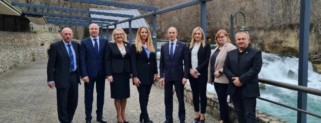 Izaslanstvo Ličko-senjske županije na svečanom obilježavanju Dana Grada Bihaća