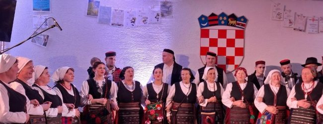 Predstavljen nosač zvuka i knjiga KUD-a „Dangubice“ Kuterevo