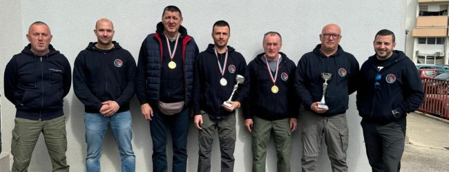 Žetva medalja za otočke strijelce!