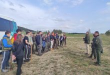 Na terenskoj nastavi posadili 1000 sadnica bukve